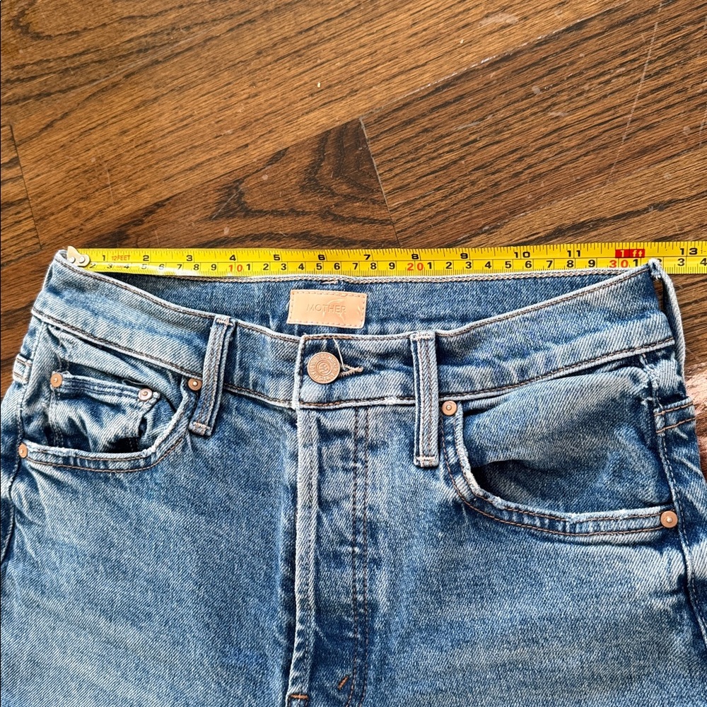 MOTHER The Tomcat Roller Light Blue Flare Jeans 27 - Picture 6 of 9